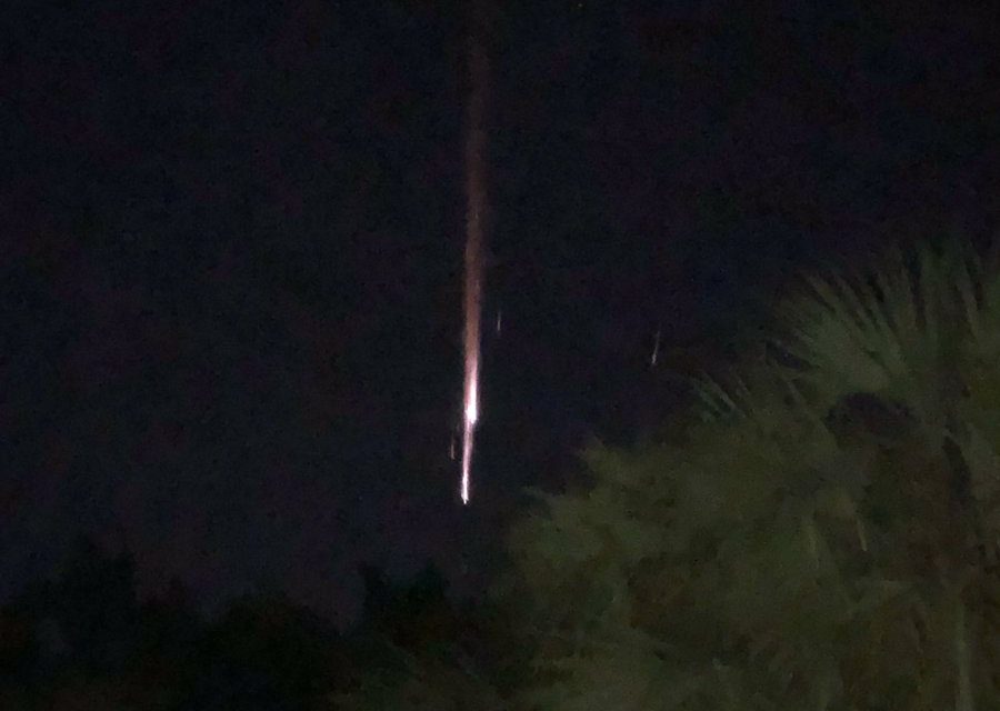 Long-Lasting fireball seen over the skies of South Florida