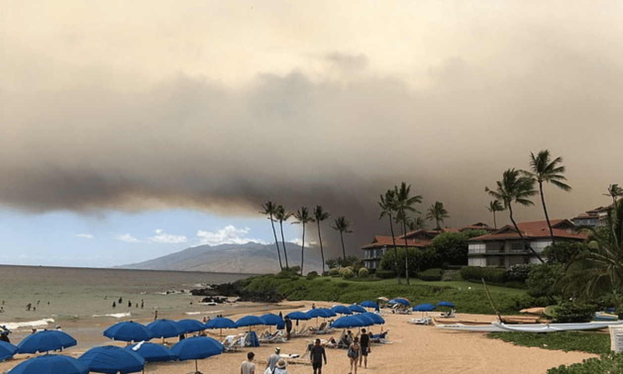 Thousands told to leave their homes on Hawaii's Maui Island as ...