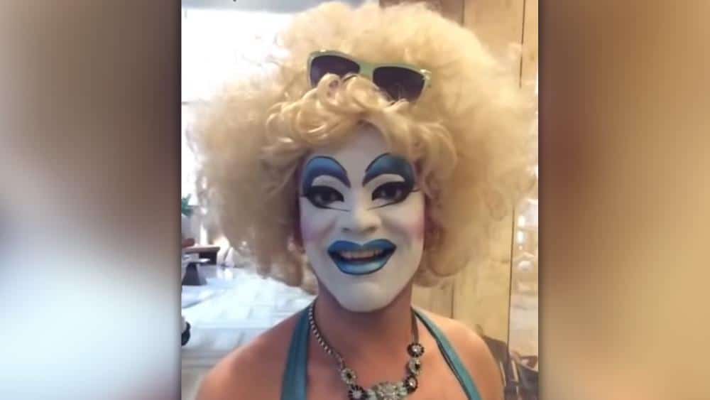 Activist Mommy Launches Petition After Kids Crawl on Drag Queen at Library Story Hour