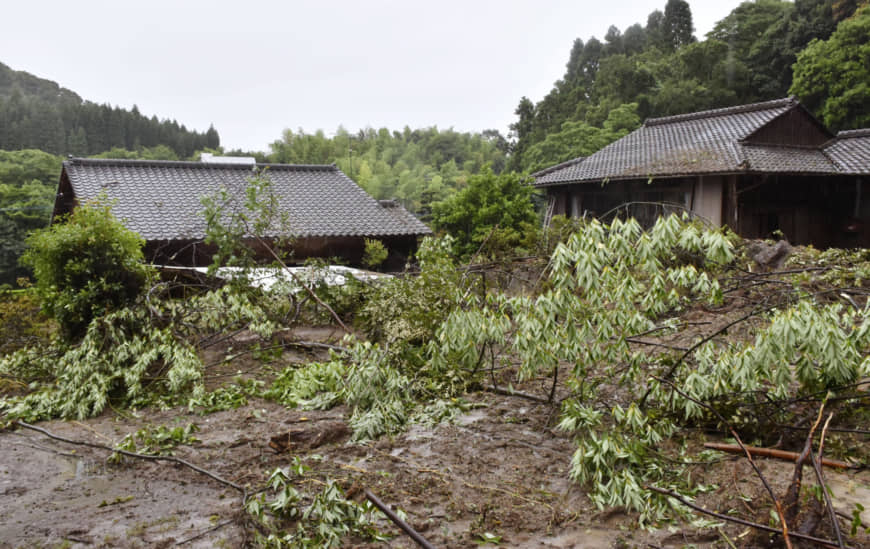 DEVELOPING: Hundreds of thousands of residents in Japan ordered to evacuate from landslide