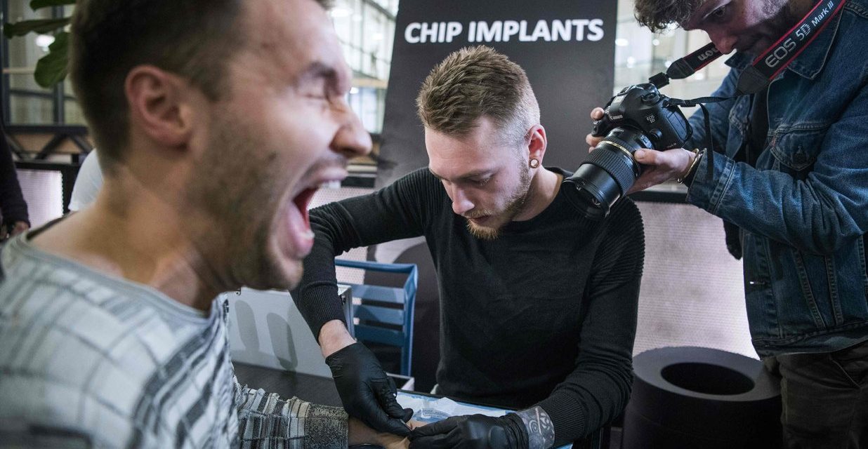 PROPHECY WATCH: More than 4000 Swedes have taken implants in their hands to replace cash, credit cards