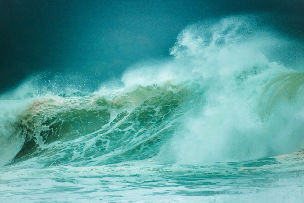 Monster waves as high as 37 feet predicted for East Coast from ...