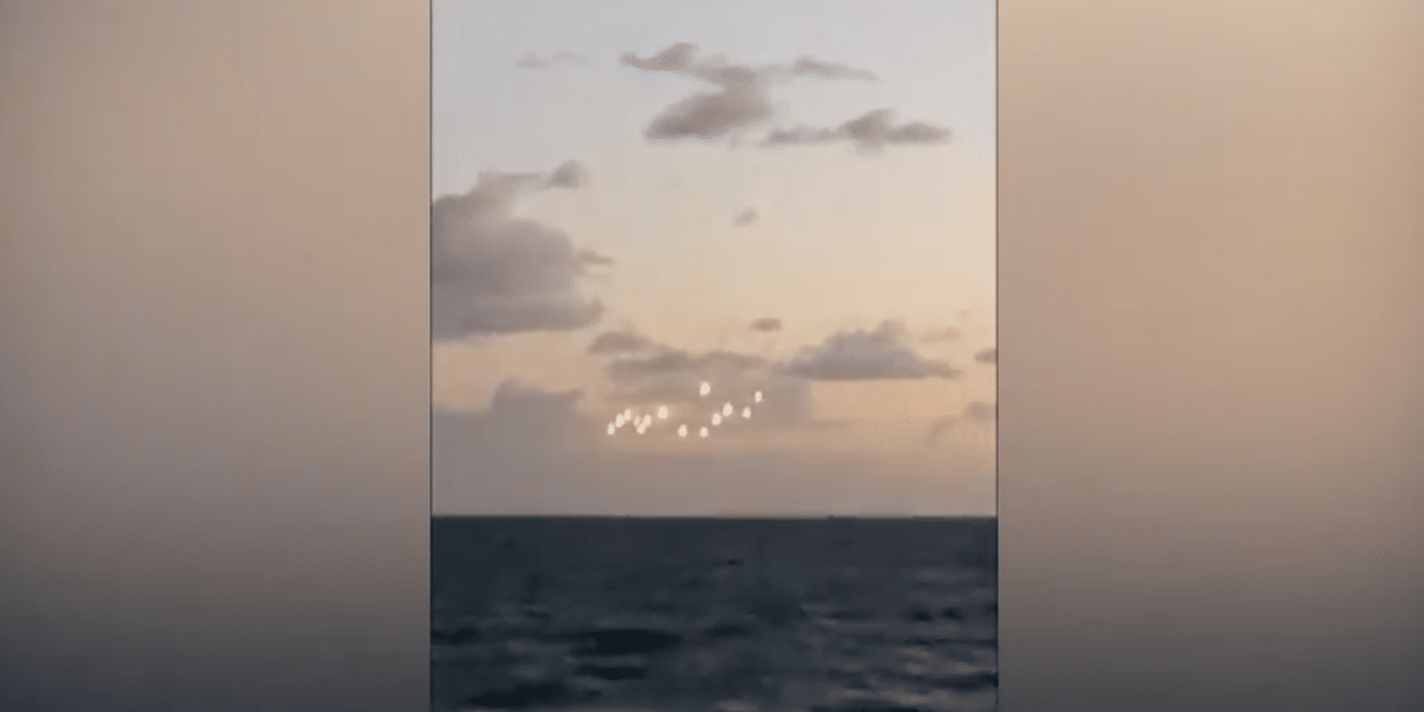‘Fleet’ of strange glowing objects seen off North Carolina coast baffle onlookers