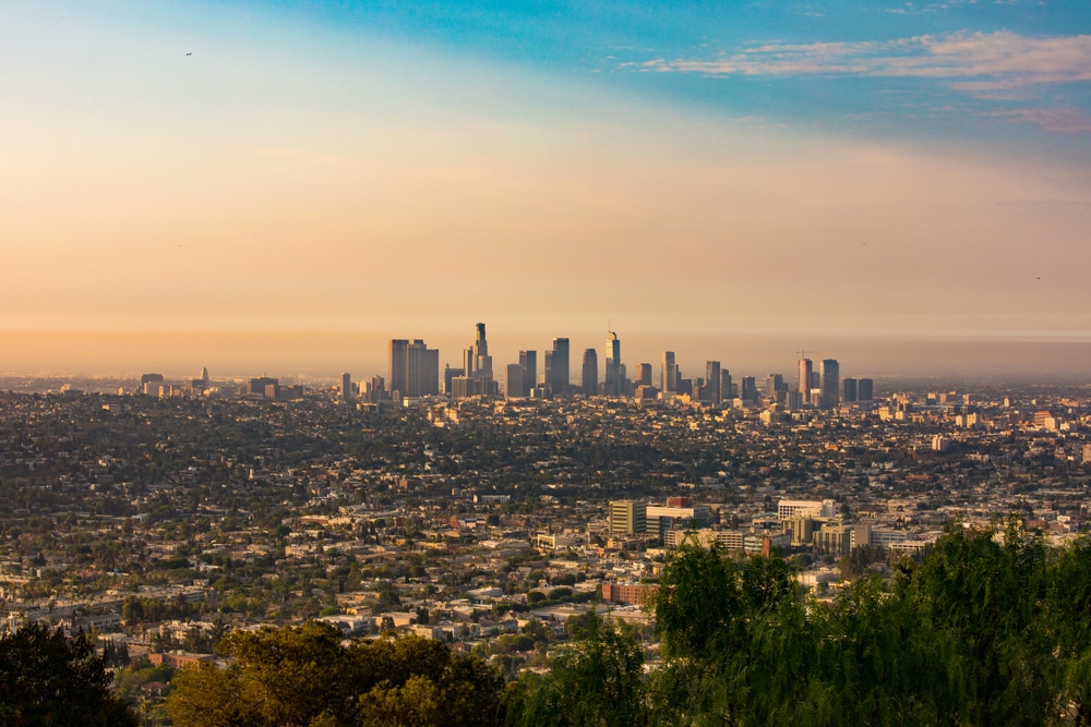 3.7-magnitude earthquake rattles Los Angeles area