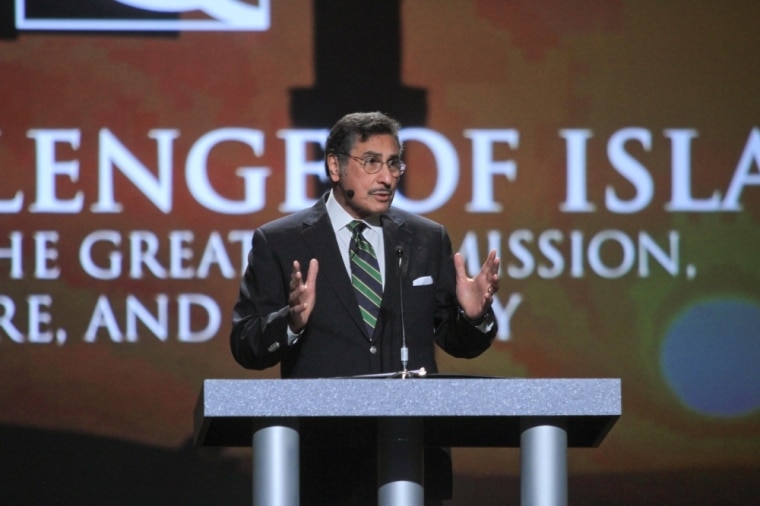 Megachurch Pastor Says “Watering Down of Gospel” leading to “Great Apostasy”