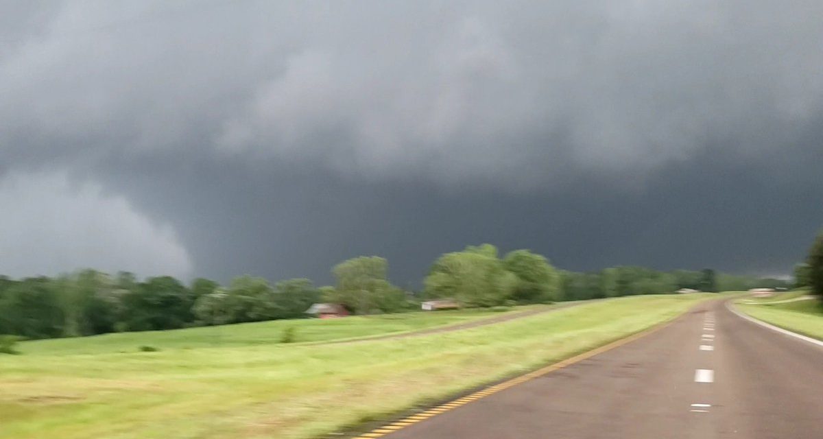 DEVELOPING: Huge Tornado moving through Mississippi