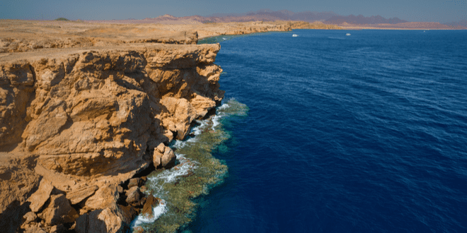 4.6 Earthquake Rocks Red Sea Where Jews Crossed Just Before Passover