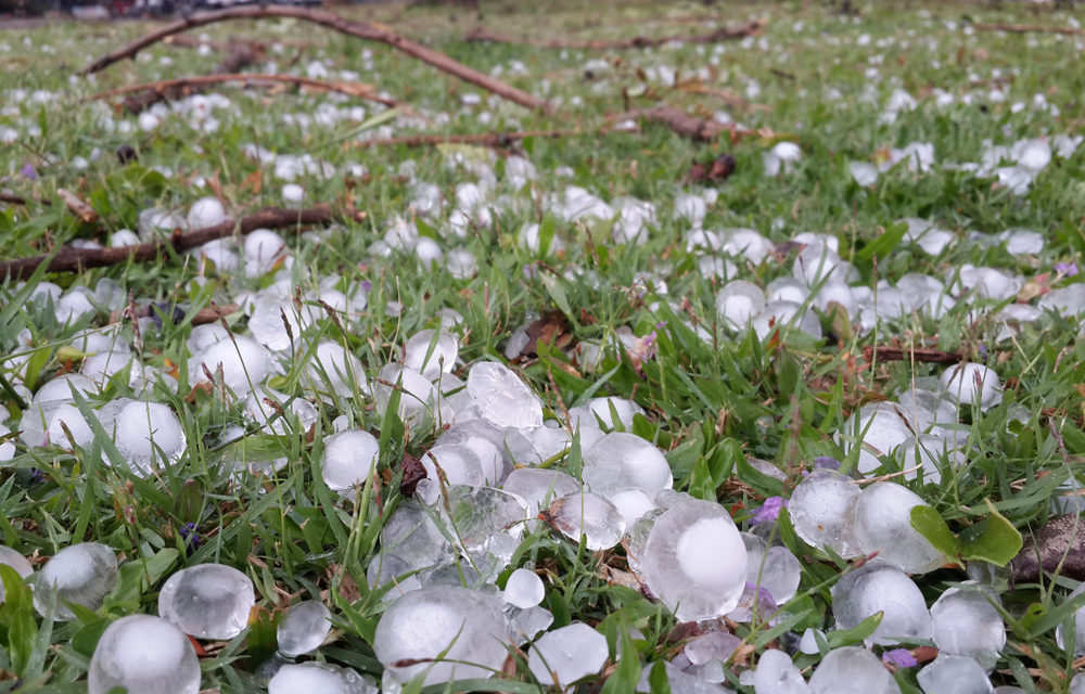 Severe hailstorms strike India destroying homes and crops