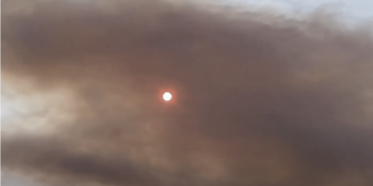 Deadly West Coast Wildfires Turn Moon Blood-Red in Washington State