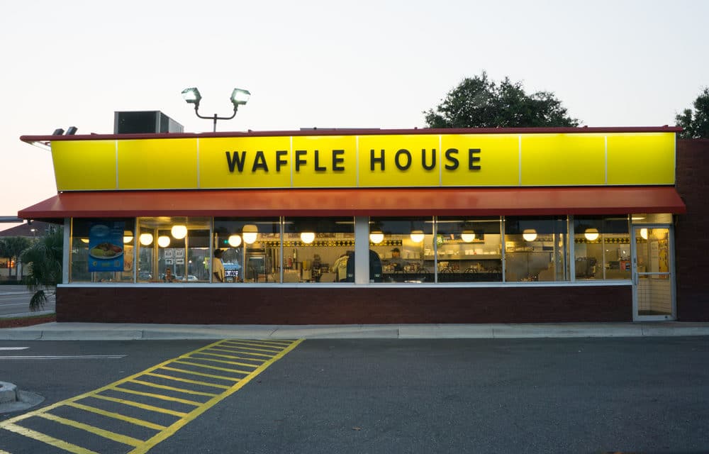 Waffle House waitress receives $12,000 after encounter with local pastor