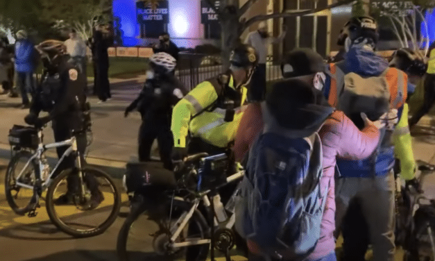 Police clash with BLM and Antifa protesters outside White House , Vow to stay for weeks, 8 arrested in Seattle