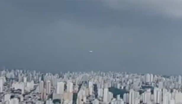 Mysterious disc-shaped object seen on television news broadcast in Brazil