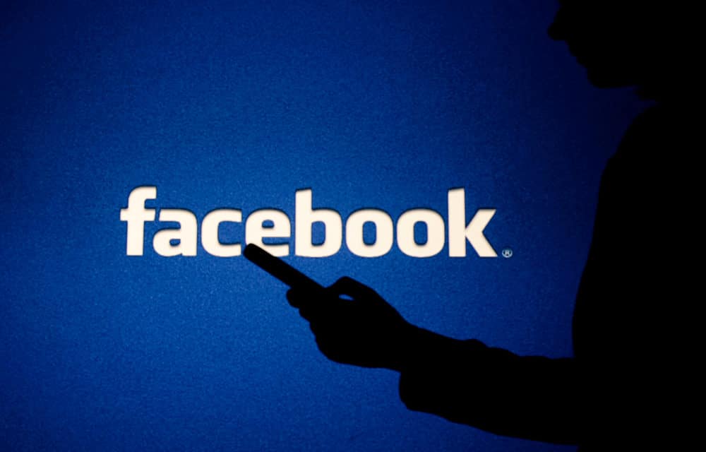 Facebook blocks users from viewing and sharing news in Australia…