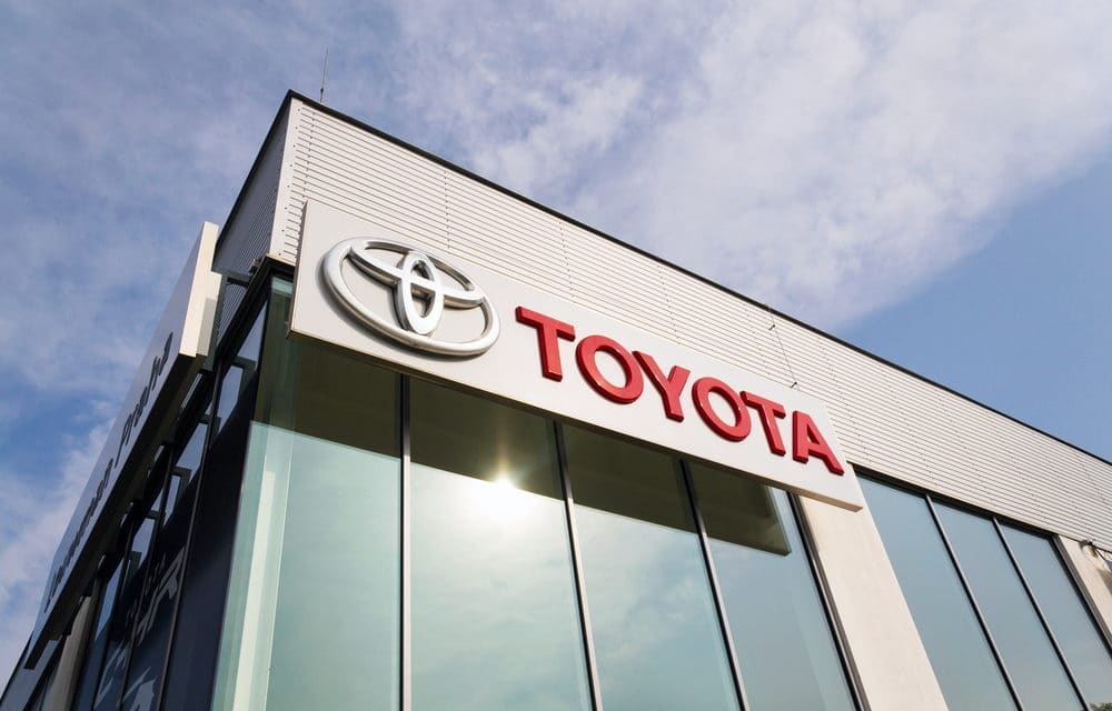 TOYOTA building ‘smart city’ with self-driving cars, robots and AI homes…