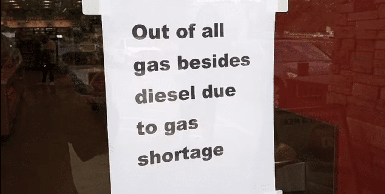 Gas stations running out of gas following cyber attack, Cars lining up