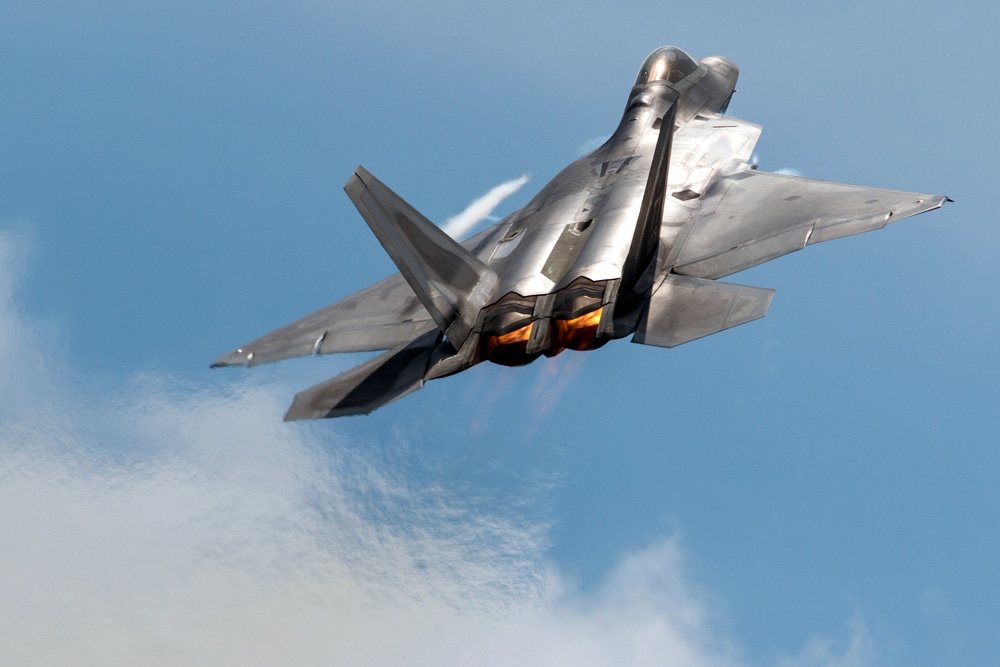 UPDATE: Hawaii military base mysteriously launched three F-22s in ...