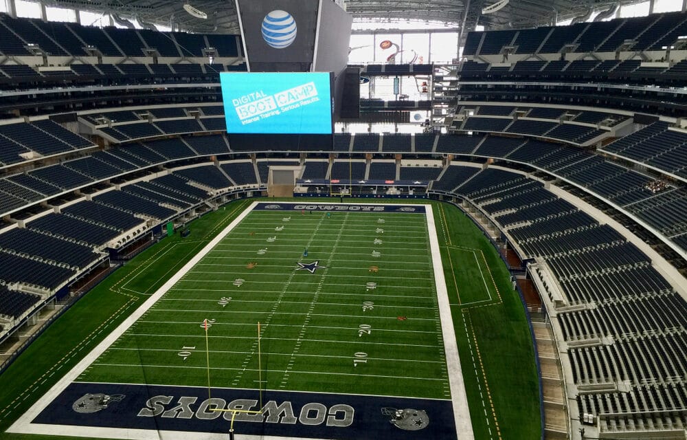 There is a growing demand for Dallas Cowboys and AT&T Stadium to ban Christian “Promise Keepers” meeting from taking place