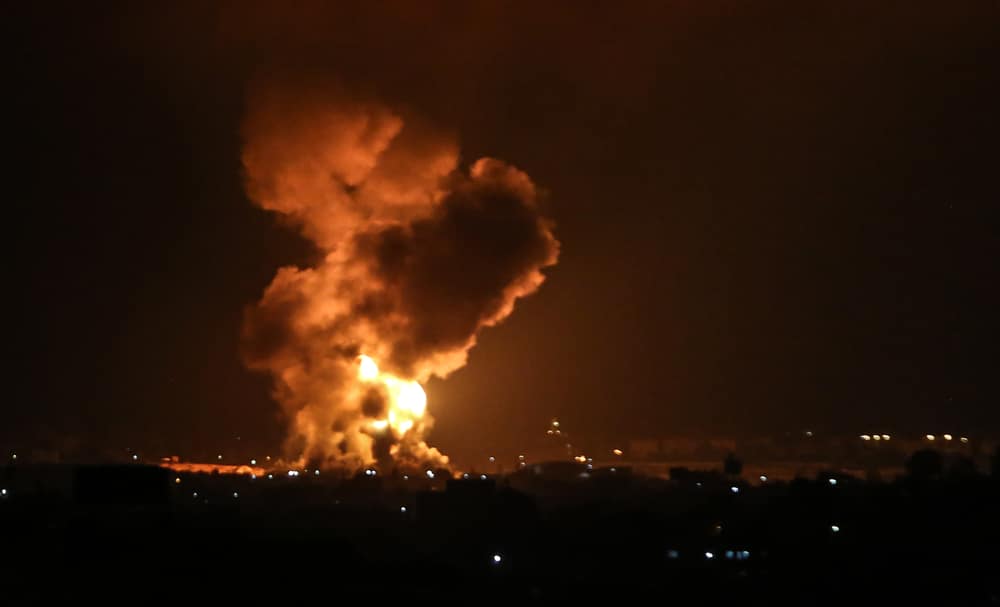 Israel carries out military strikes against Gaza following fire balloons and border clashes