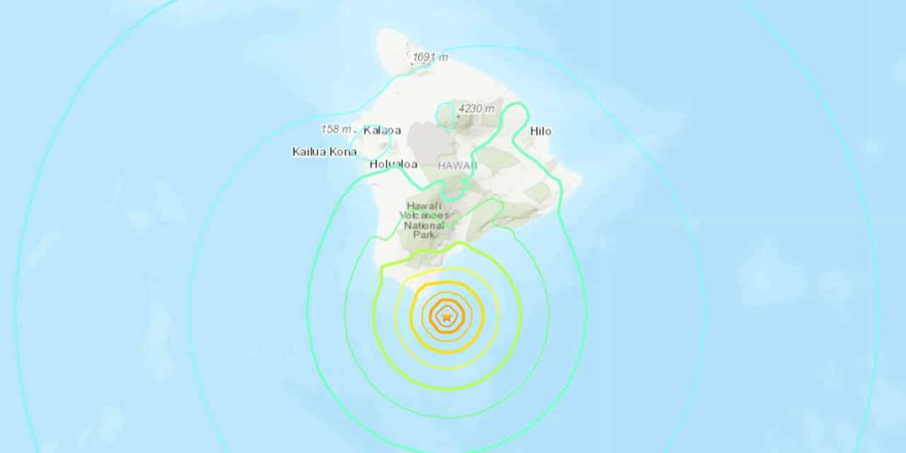 Magnitude 6.2 earthquake strikes off the coast of Hawaii