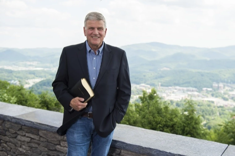 Franklin Graham comes under fire for urging his followers to pray for Putin amid threat of war