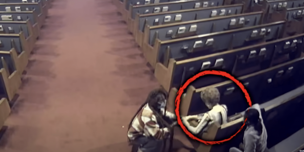 (WATCH) No fear of God! A 78-year-old woman was robbed while praying in church