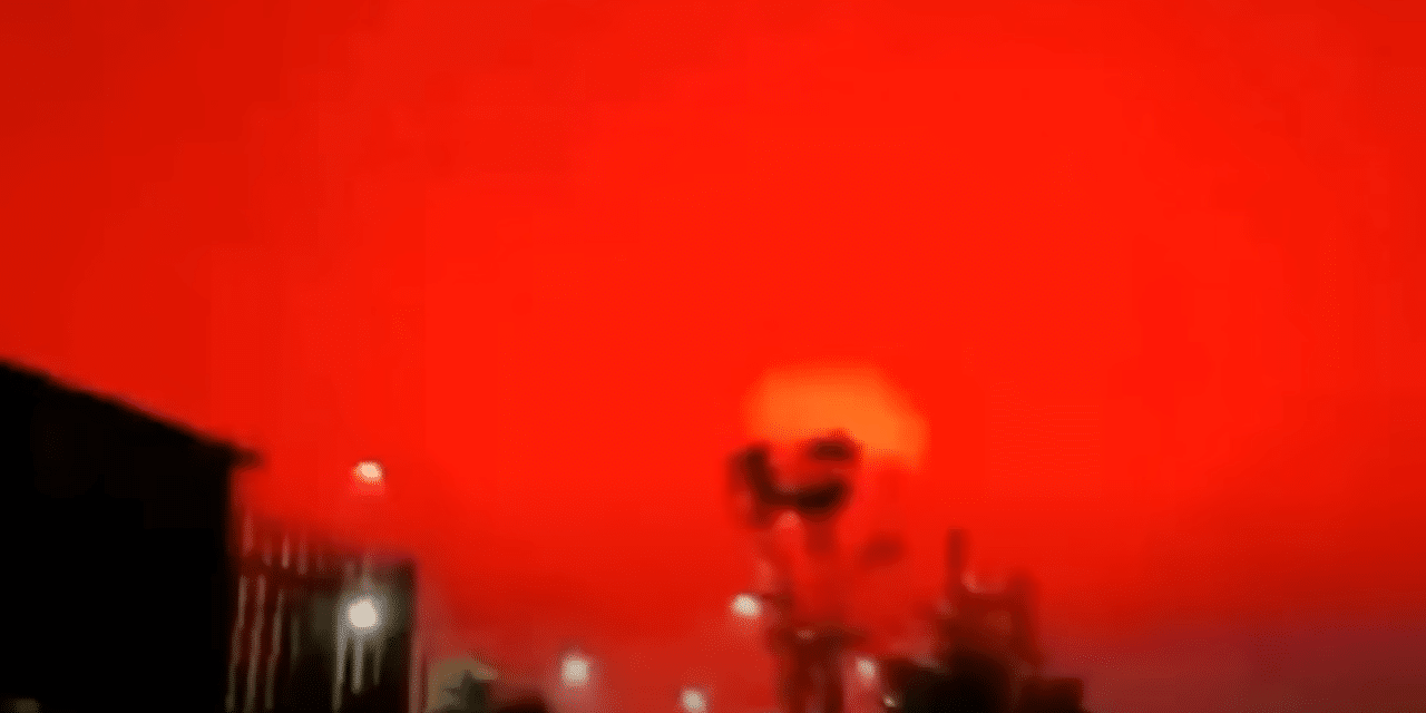 (WATCH) Sky over China turns blood red sparking apocalyptic fears of end days