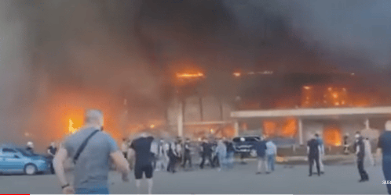 Russian missiles have struck a shopping center in Ukraine with over 1,000 people inside