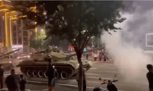 China deploys tanks to prevent people from withdrawing money from crisis-hit banks…