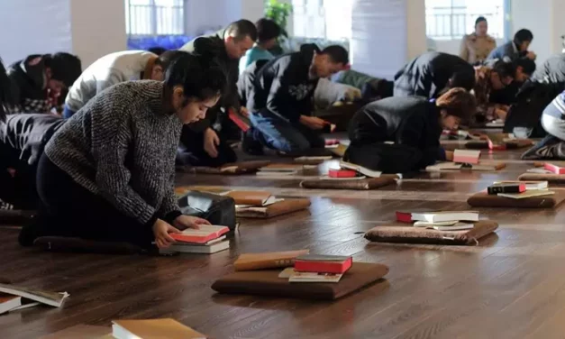 Police in China raid house church, lock doors to prevent members from leaving