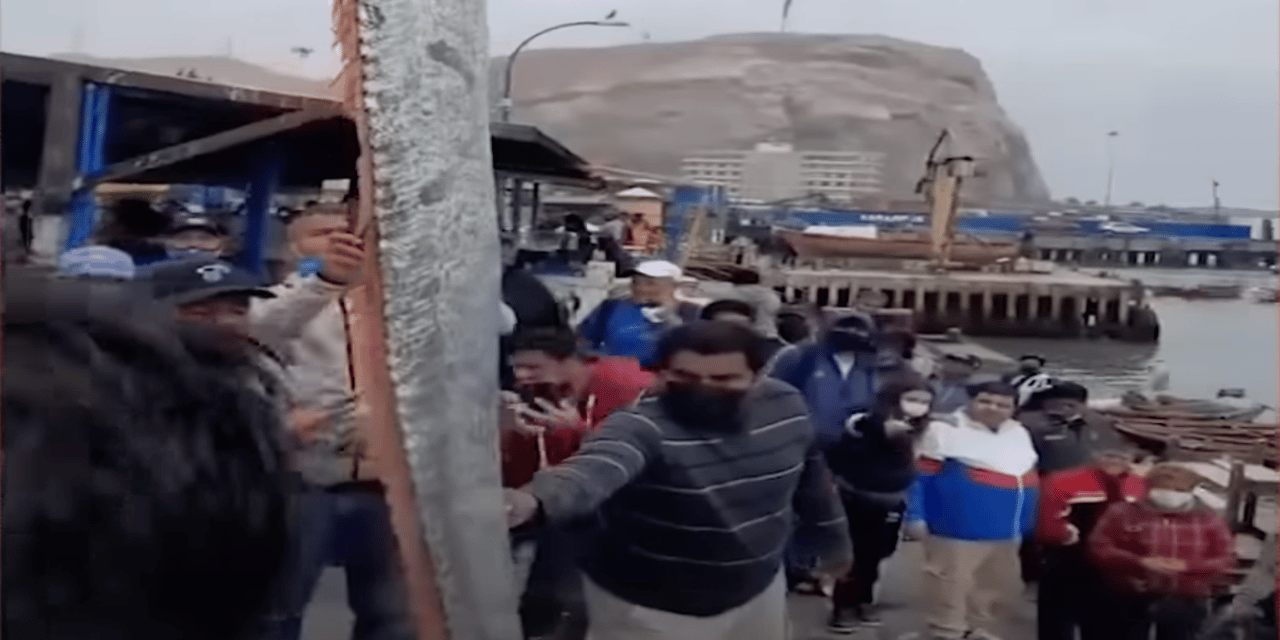 Deep-Sea oarfish washes ashore for the second time in months sparking fear among many of future disaster