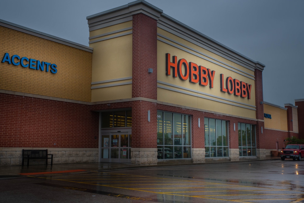 Hobby Lobby founder gives away company, says he ‘chose God’