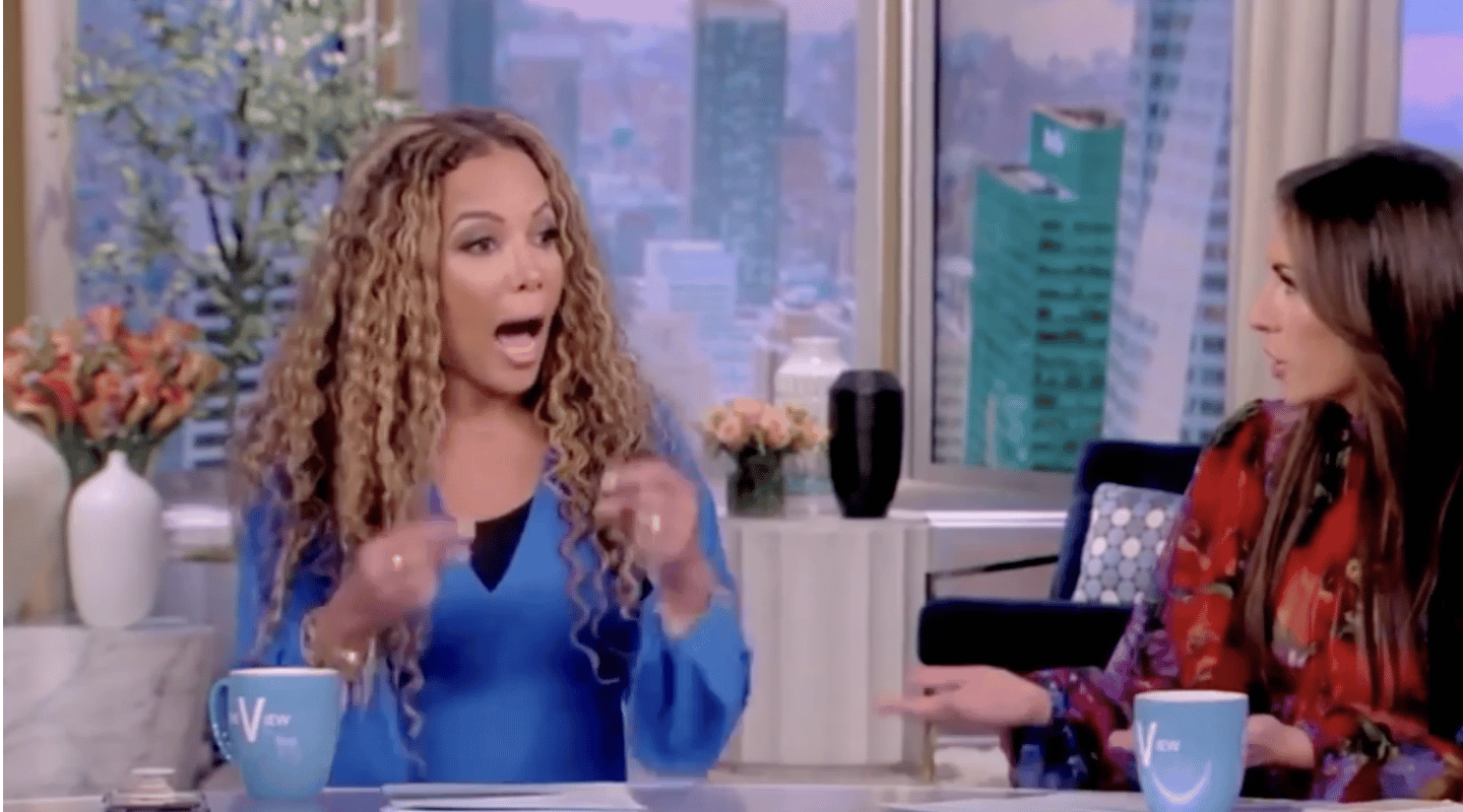 (WATCH) ‘The View’ co-host compares white women voting Republican to ‘Roaches voting for RAID”