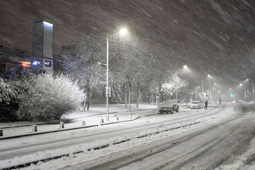 Buffalo buried in record-setting snowfall, National Guard deployed, Rolling blackouts, One million without power,Highways shut down