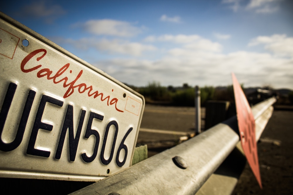 New “digital license plate” in California provides capability to track the GPS location of citizens