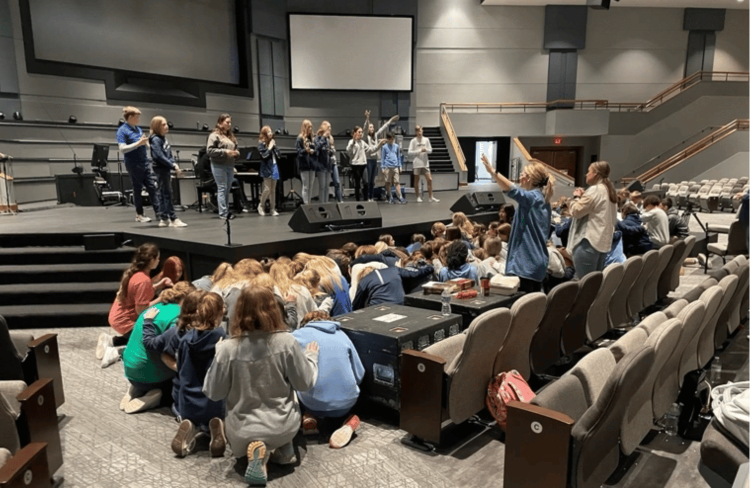 Tennessee middle school students lead in prayer, song and repentance as revival fires continue to spread