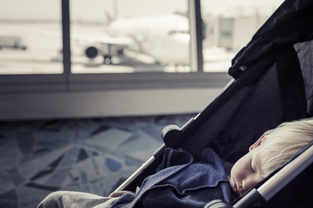 Parents leave their newborn at Airport Check-in after refusing to buy a ticket for the baby
