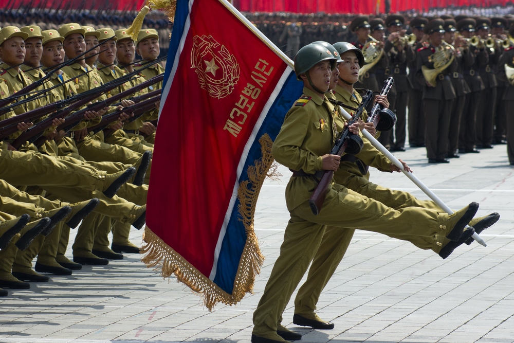 Over 800,000 join North Korea army in a single day to fight America