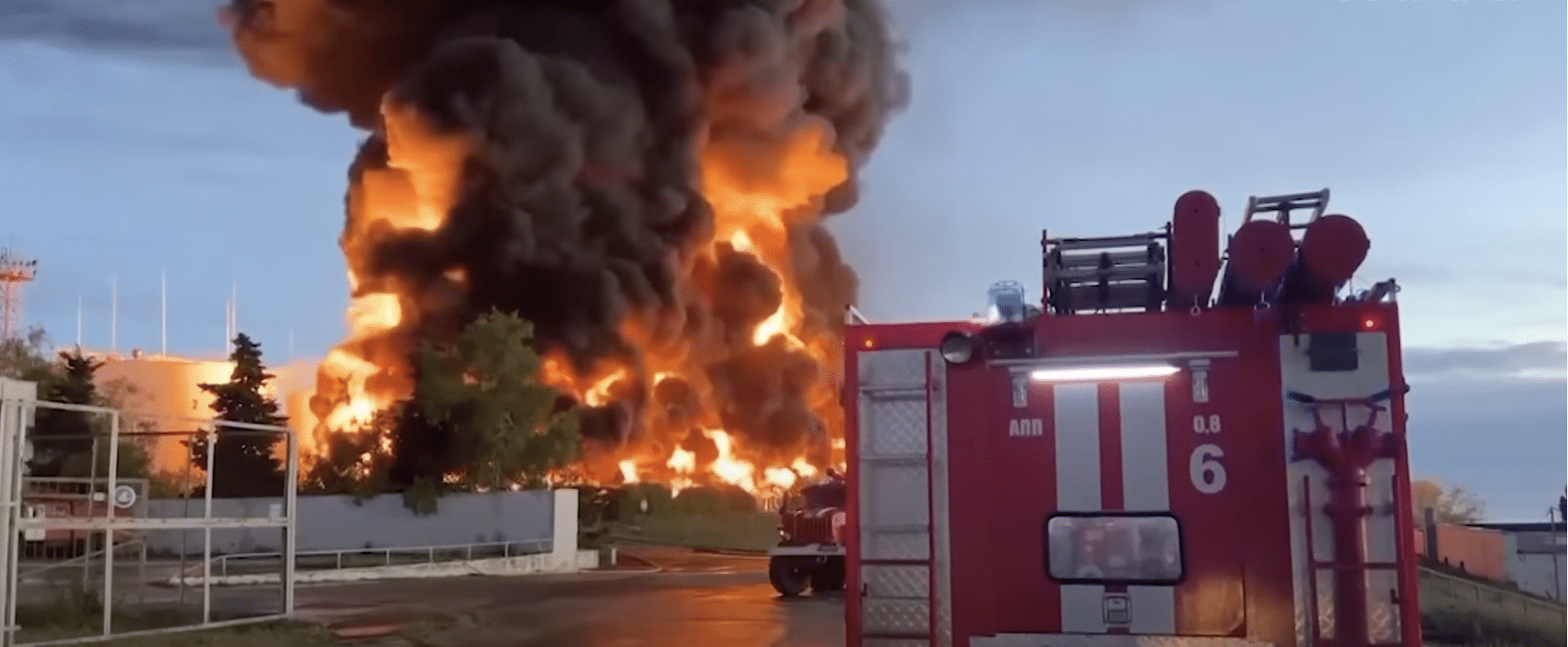 (WATCH) Ukrainian drones deliver “Devastating Blow” to oil depot in Crimea