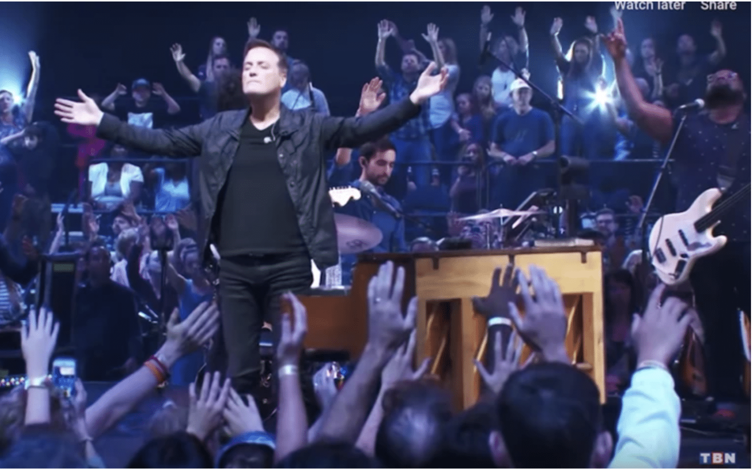 Michael W. Smith endorses heretical “Passion Translation” version of the Bible