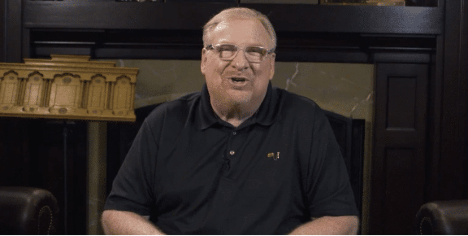 Rick Warren says he rejects both complementarian, egalitarian views of women in Church: ‘Unbiblical weaknesses’
