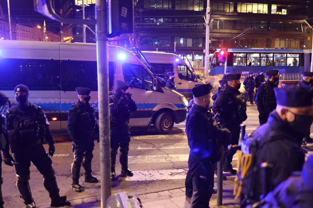 DEVELOPING: Gun rampage in Brussels leaves at least 2 dead, Gunman claims to be member of ISIS