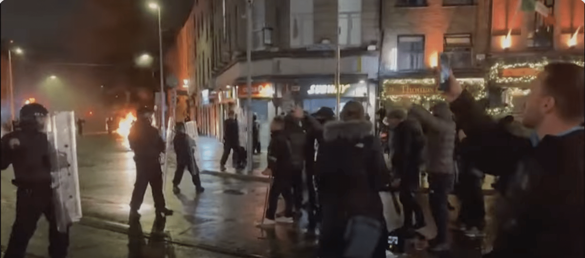 (WATCH) Anti-immigration riots erupt in Dublin after ‘foreign national’ stabs three young children