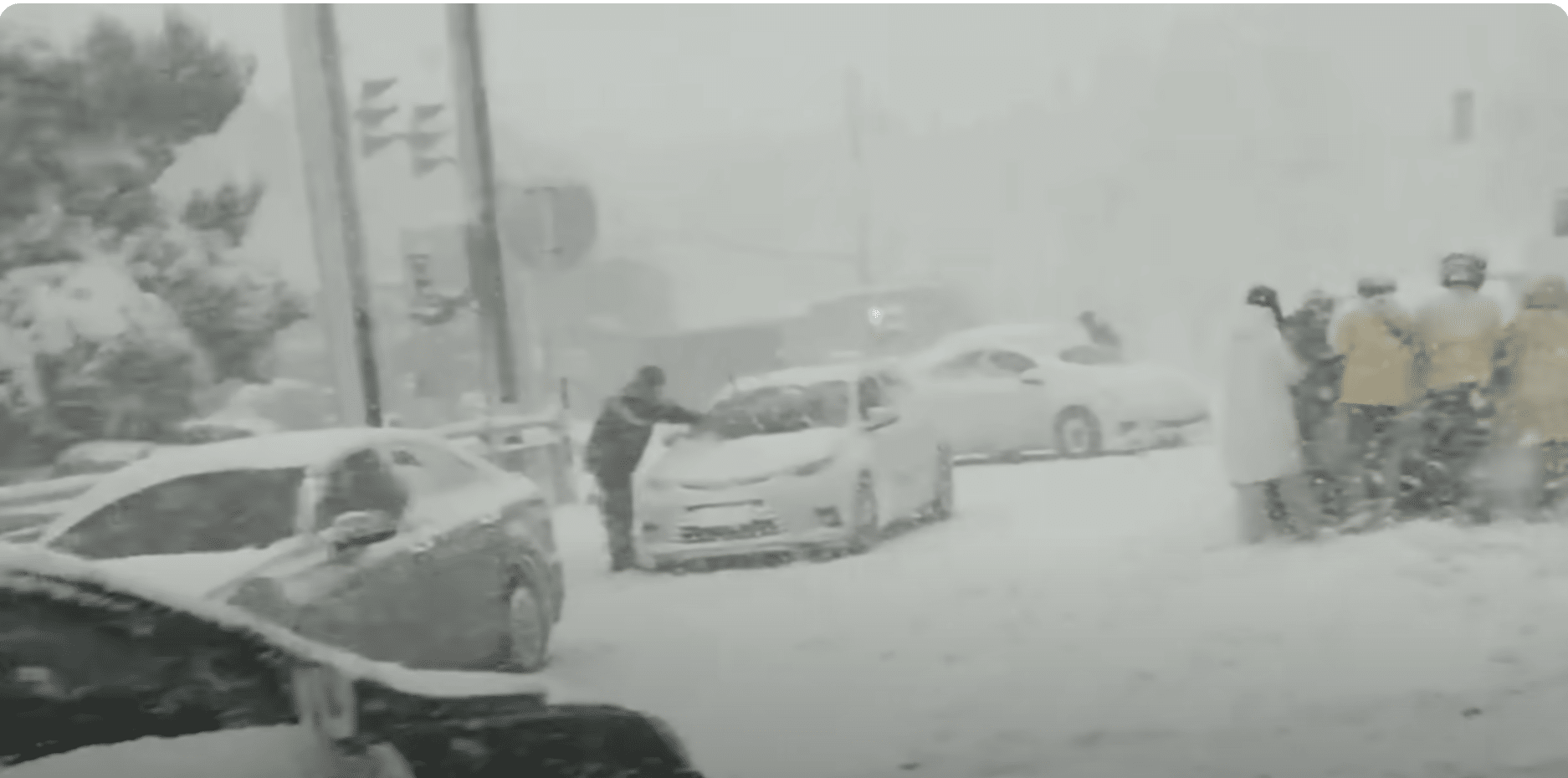 (WATCH) China is experiencing the largest blizzard ever recorded