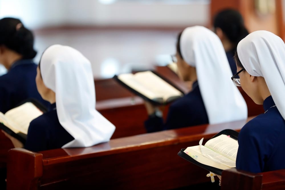 Catholic women’s college to accept men who identify as women