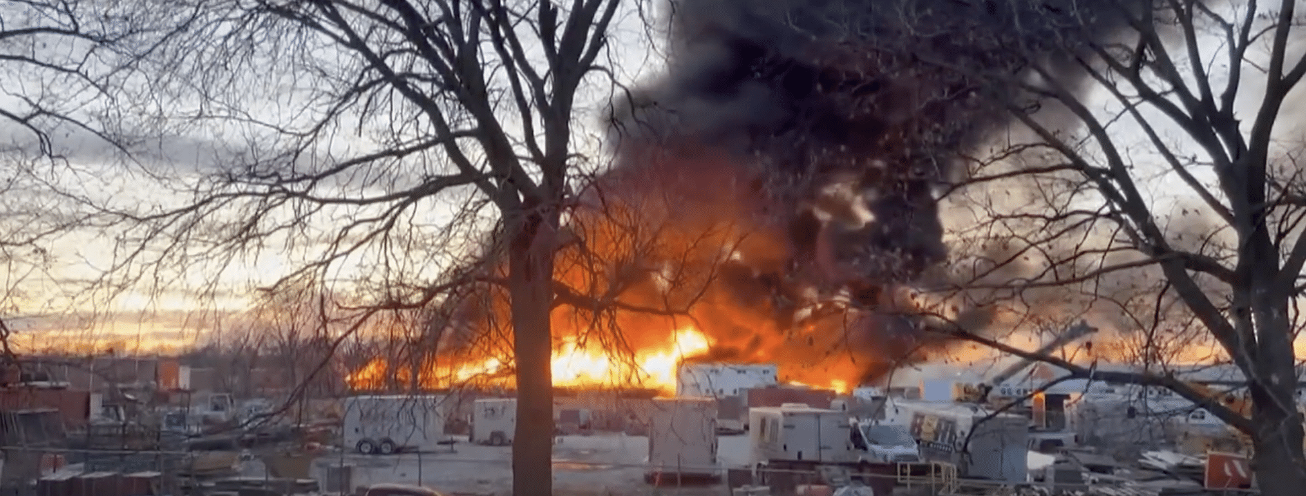 (WATCH) Multiple cattle barns burn to the ground in Rock Island, Illinois