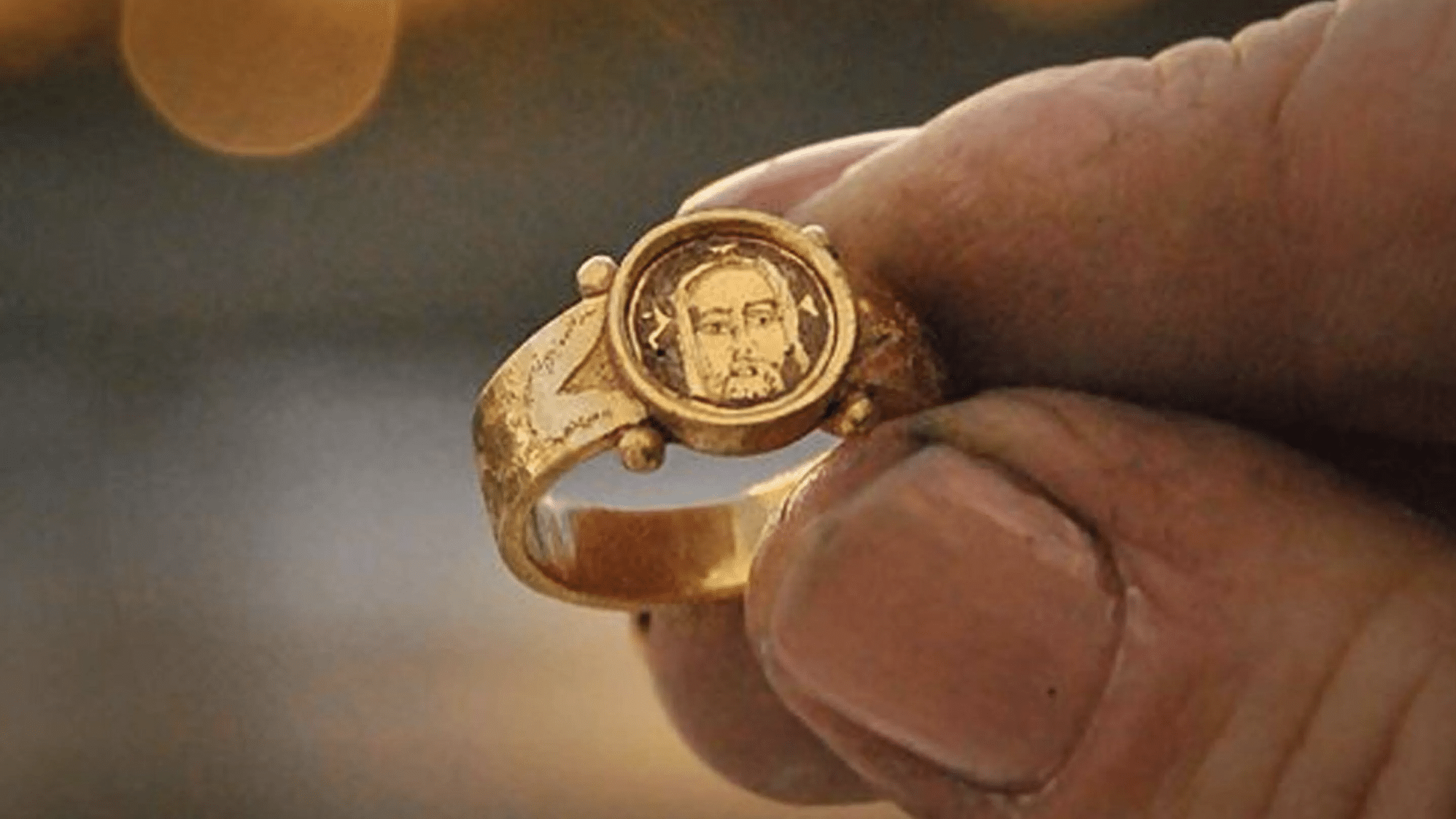 Archeologists discover ancient gold ring allegedly showing the face of Christ