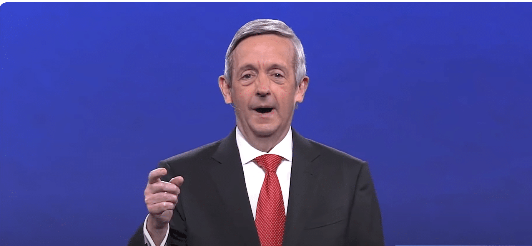 Robert Jeffress says ‘biblical Christians’ will know how to vote in November