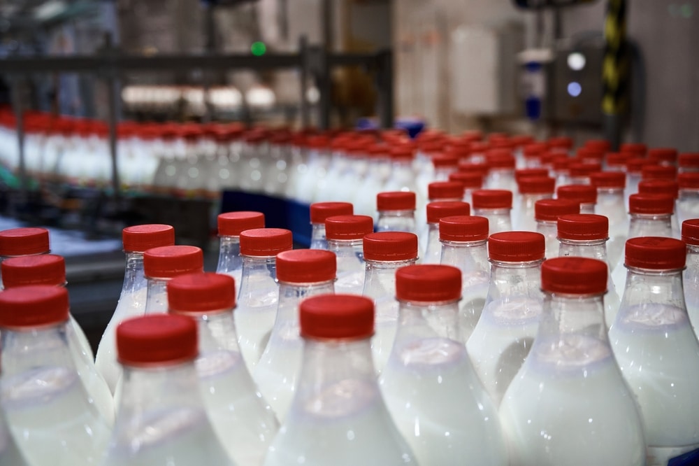 WHO expresses “Great Concern” after bird flu virus discovered in milk