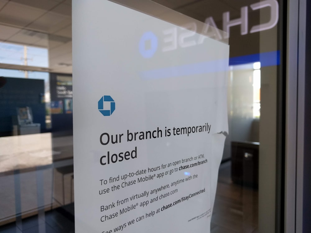 Wells Fargo, Chase and Bank of America among 79 US banks that have shut down branches in just over a month