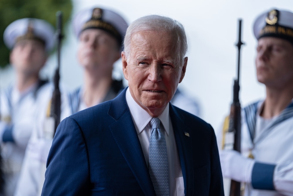 Biden Tells Allies He Knows He Has Only Days to Salvage Candidacy